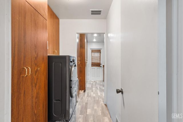 6508 Landfair Drive, Bakersfield, CA 93309