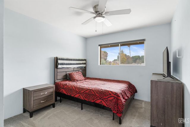 6508 Landfair Drive, Bakersfield, CA 93309