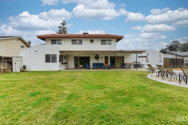 6508 Landfair Drive, Bakersfield, CA 93309