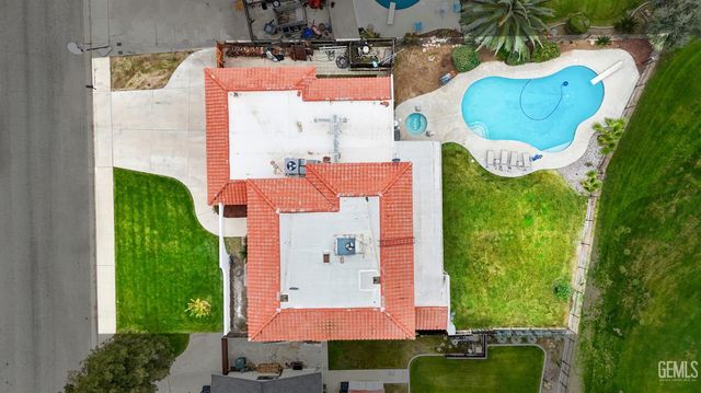 6508 Landfair Drive, Bakersfield, CA 93309