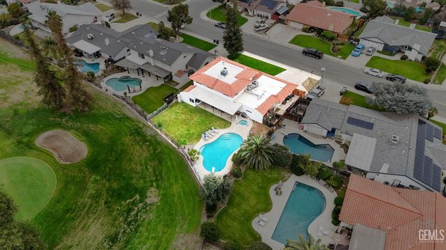 6508 Landfair Drive, Bakersfield, CA 93309