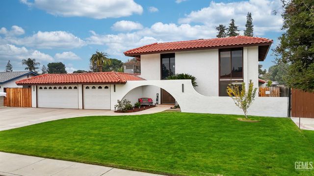 6508 Landfair Drive, Bakersfield, CA 93309