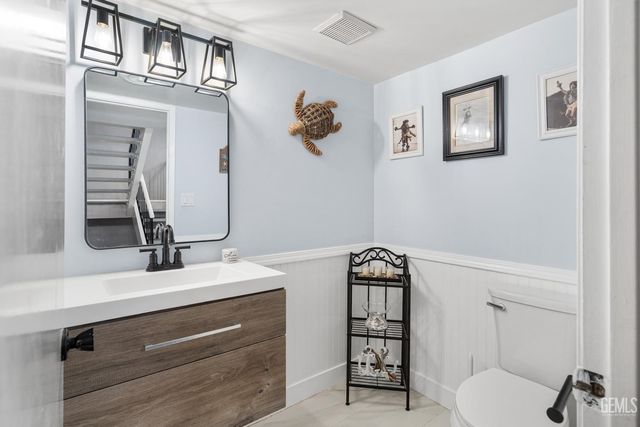 6508 Landfair Drive, Bakersfield, CA 93309