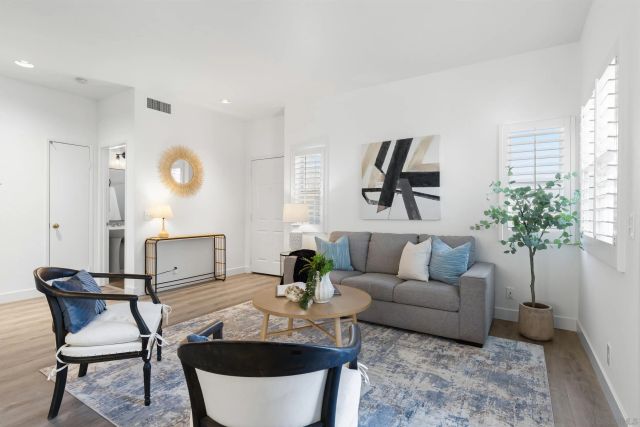 10050 Scripps Vista Way 21, San Diego, CA 92131