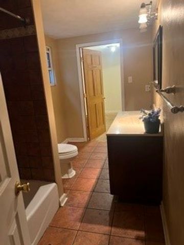 713 Saline St, Greenfield, PA 15207