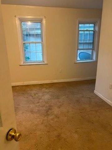 713 Saline St, Greenfield, PA 15207