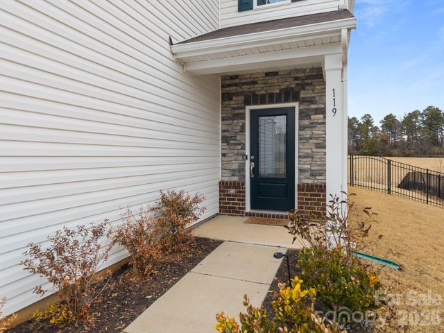 119 Abersham Drive, Mooresville, NC 28115