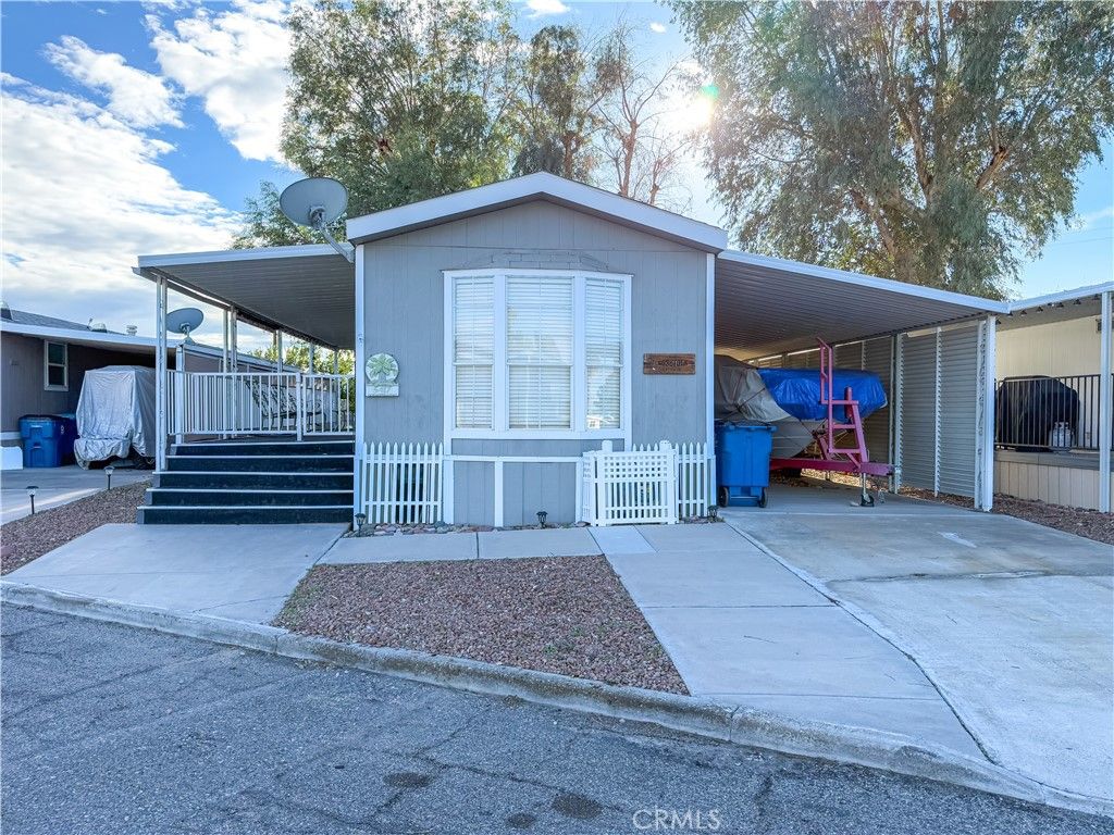 547 Channel Way, Needles, CA 92363