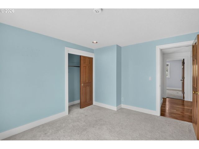 16217 Nw BARKTON Ct, Beaverton, OR 97006