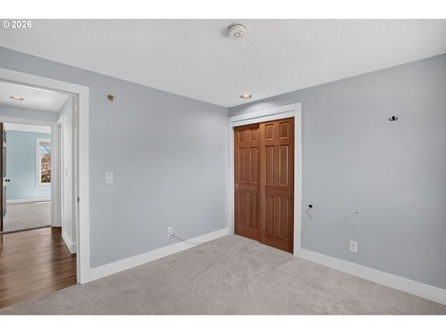 16217 Nw BARKTON Ct, Beaverton, OR 97006