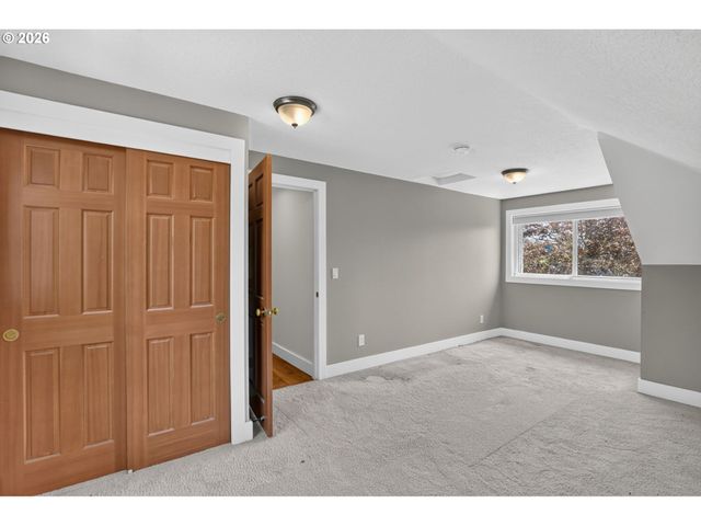 16217 Nw BARKTON Ct, Beaverton, OR 97006