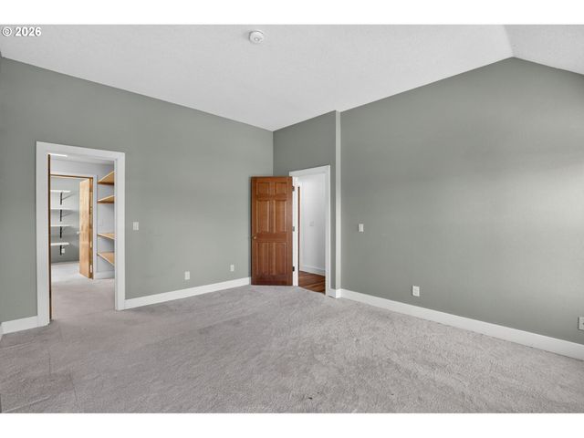 16217 Nw BARKTON Ct, Beaverton, OR 97006