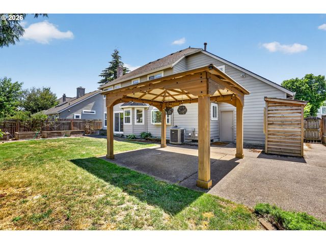 16217 Nw BARKTON Ct, Beaverton, OR 97006