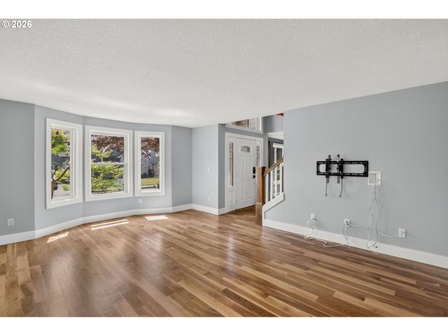 16217 Nw BARKTON Ct, Beaverton, OR 97006