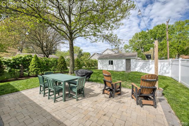202 S Connecticut Avenue, Royal Oak, MI 48067