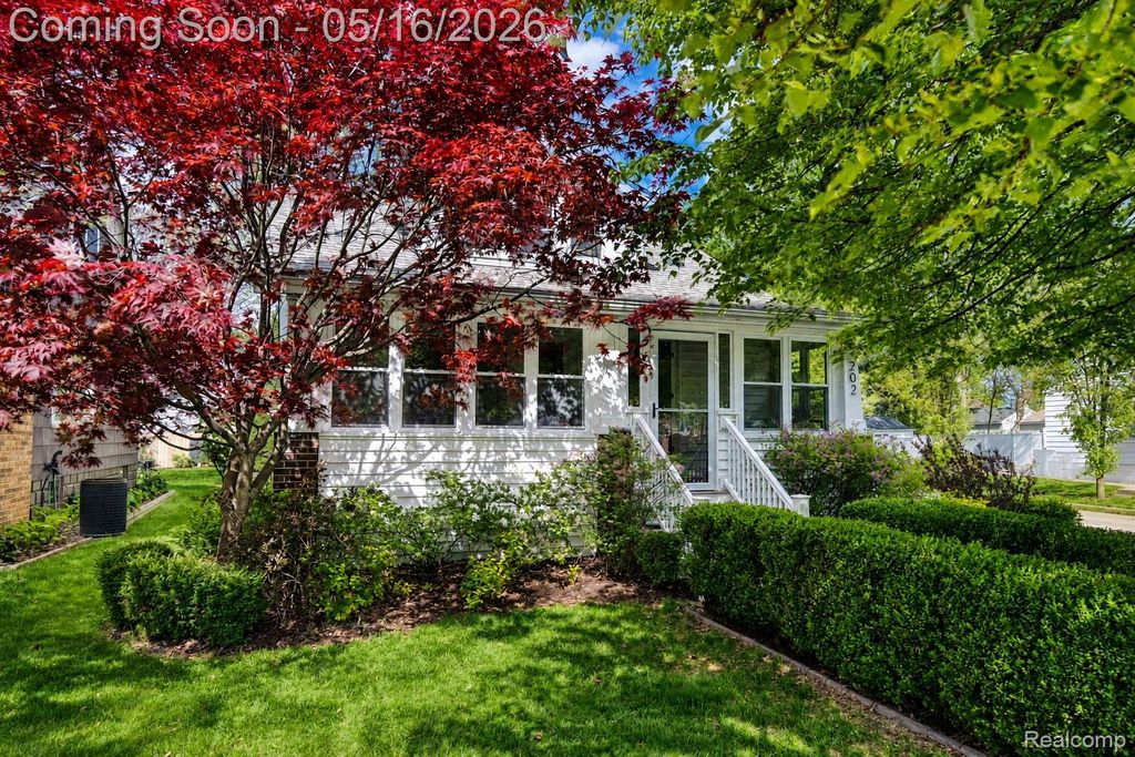 202 S Connecticut Avenue, Royal Oak, MI 48067