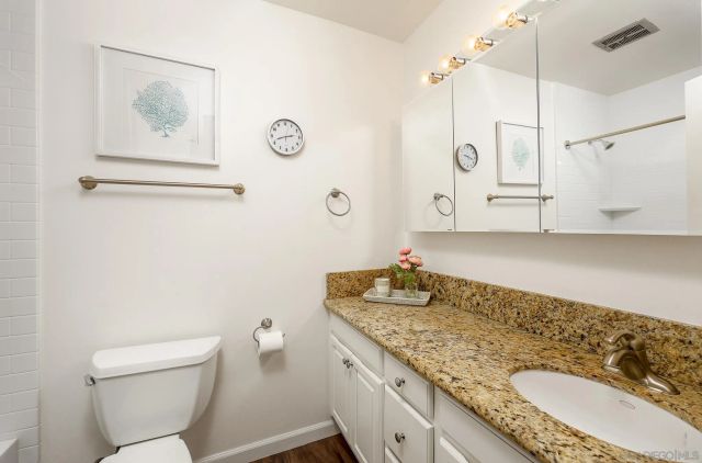 9877 Paseo Montril, San Diego, CA 92129