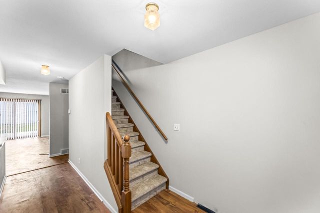 805 S Imperial DRIVE, Hartland, WI 53029