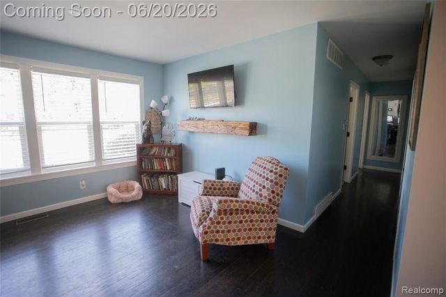 20322 Melvin Street, Livonia, MI 48152