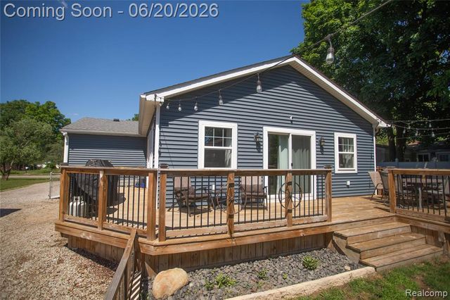 20322 Melvin Street, Livonia, MI 48152