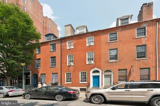 1225 SPRUCE ST #2F, Philadelphia, PA 19107