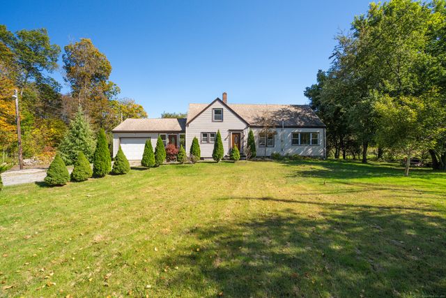 106 Tripp Hollow Road, Brooklyn, CT 06234
