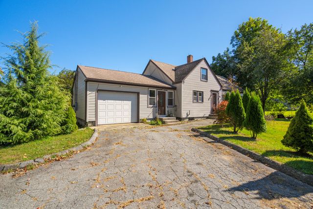 106 Tripp Hollow Road, Brooklyn, CT 06234