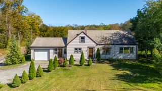 106 Tripp Hollow Road, Brooklyn, CT 06234
