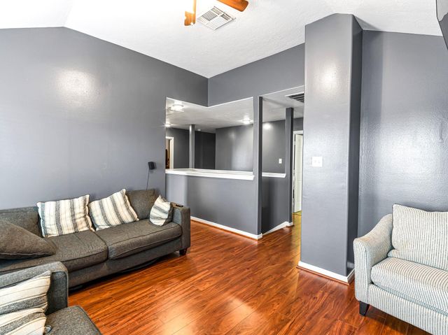 14603 Alannah Lagoon Court, Houston, TX 77083