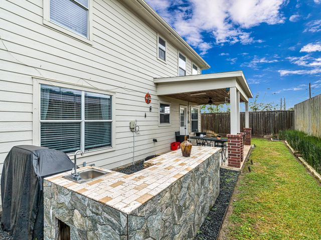 14603 Alannah Lagoon Court, Houston, TX 77083