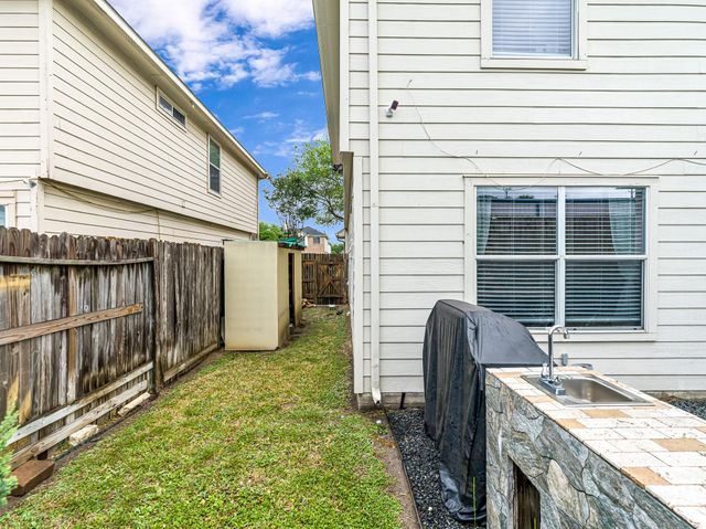 14603 Alannah Lagoon Court, Houston, TX 77083