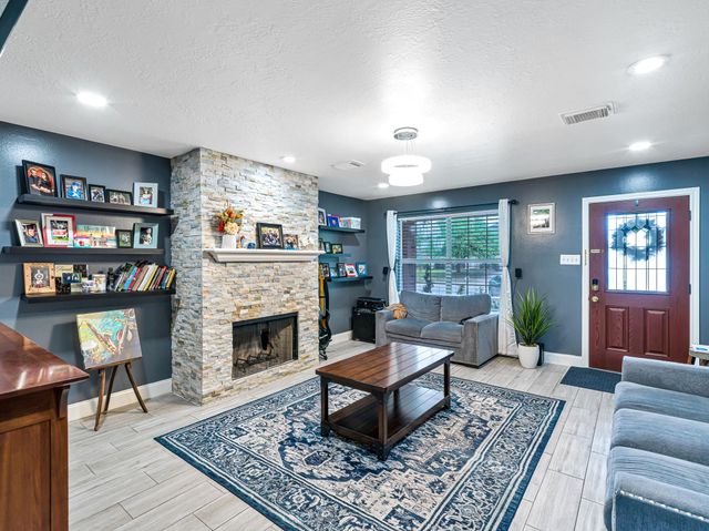 14603 Alannah Lagoon Court, Houston, TX 77083