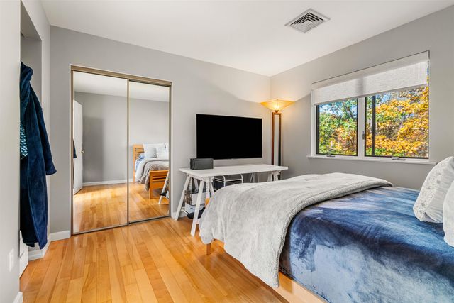 50 Page Lane, Hampstead, NH 03841