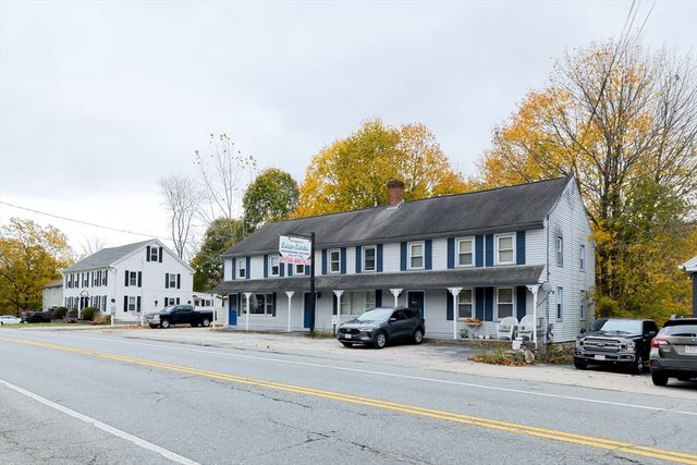 537 Main St, Sturbridge, MA 01518