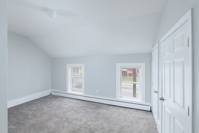 537 Main St, Sturbridge, MA 01518