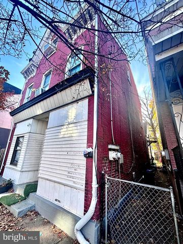 653 BEATTY ST, Trenton, NJ 08611