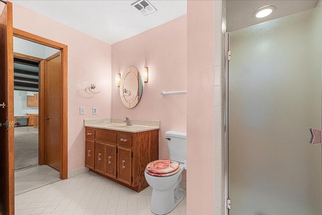 7525 N Redwood ROAD, Glendale, WI 53209