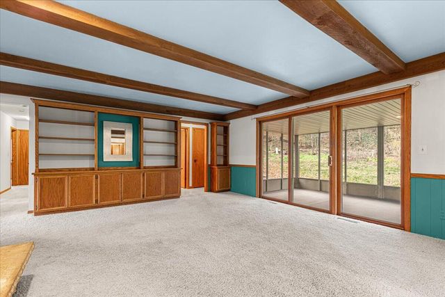 7525 N Redwood ROAD, Glendale, WI 53209