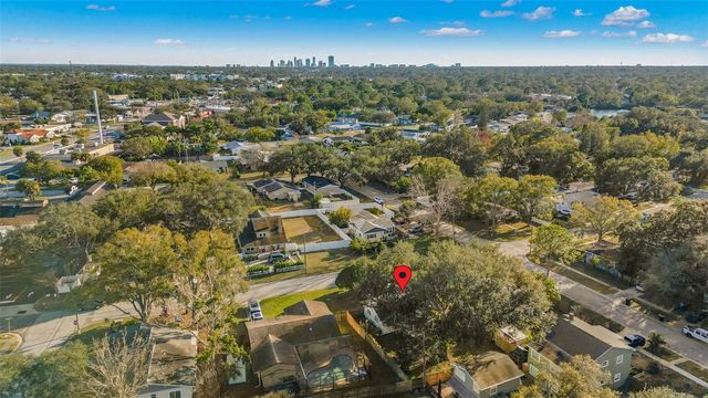 129 NW LINCOLN CIRCLE N, St Petersburg, FL 33702