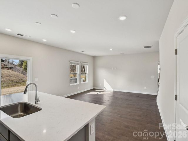 5056 Poplin Valley, Cherryville, NC 28021