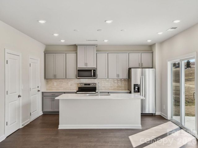 5056 Poplin Valley, Cherryville, NC 28021