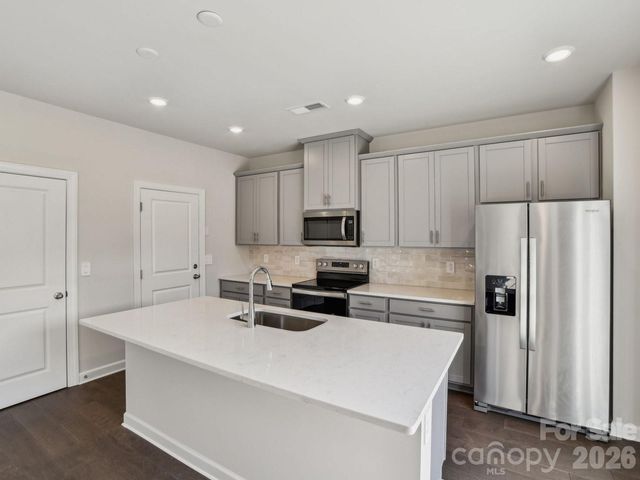 5056 Poplin Valley, Cherryville, NC 28021