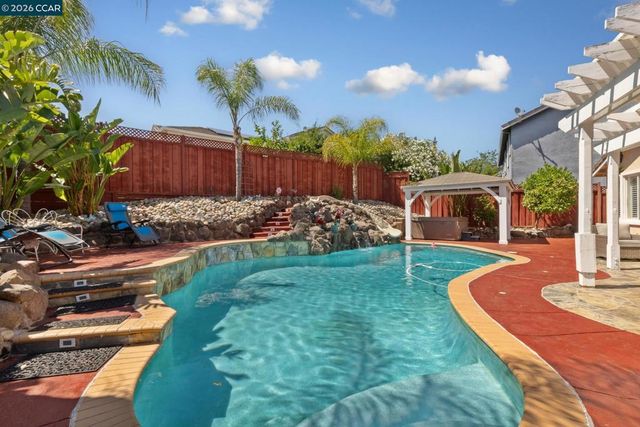 1301 Amberdale Ct, Antioch, CA 94531