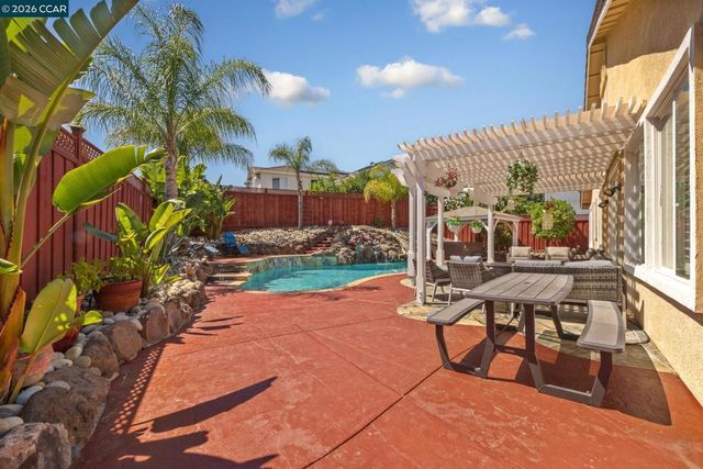 1301 Amberdale Ct, Antioch, CA 94531