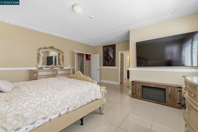 1301 Amberdale Ct, Antioch, CA 94531