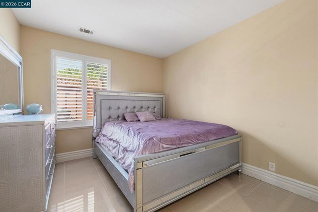 1301 Amberdale Ct, Antioch, CA 94531