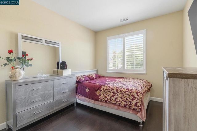 1301 Amberdale Ct, Antioch, CA 94531