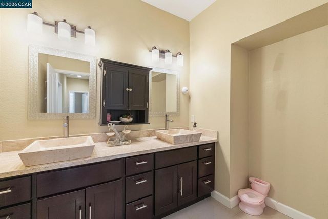 1301 Amberdale Ct, Antioch, CA 94531
