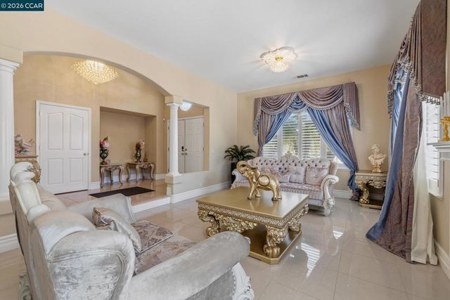 1301 Amberdale Ct, Antioch, CA 94531