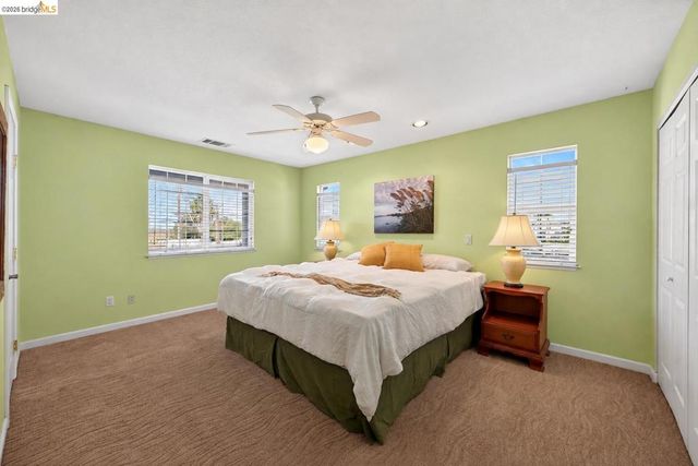 5600 Sandmound Blvd, Oakley, CA 94561